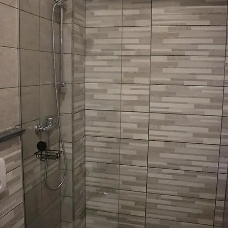 Civicocento 4*