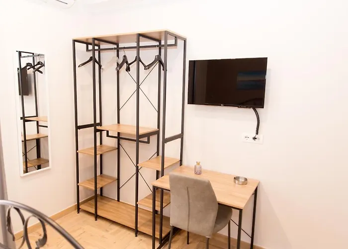 Oda ve Kahvaltı Civicocento