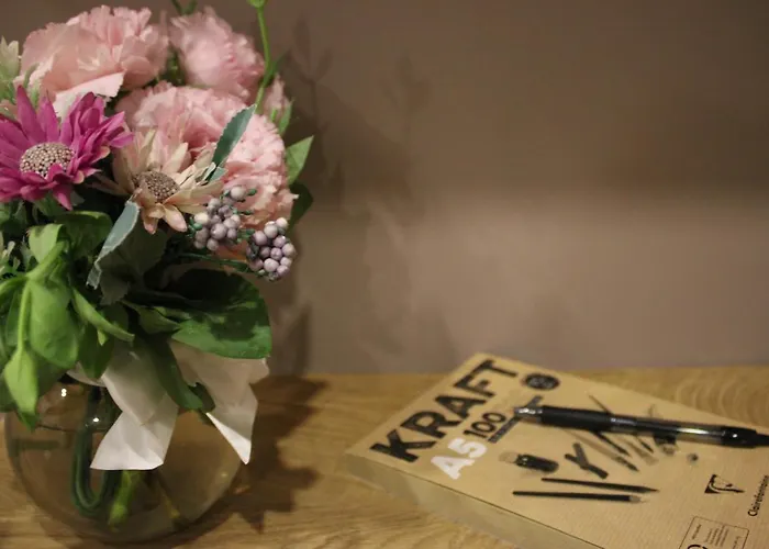 Civicocento Oda ve Kahvaltı 4*